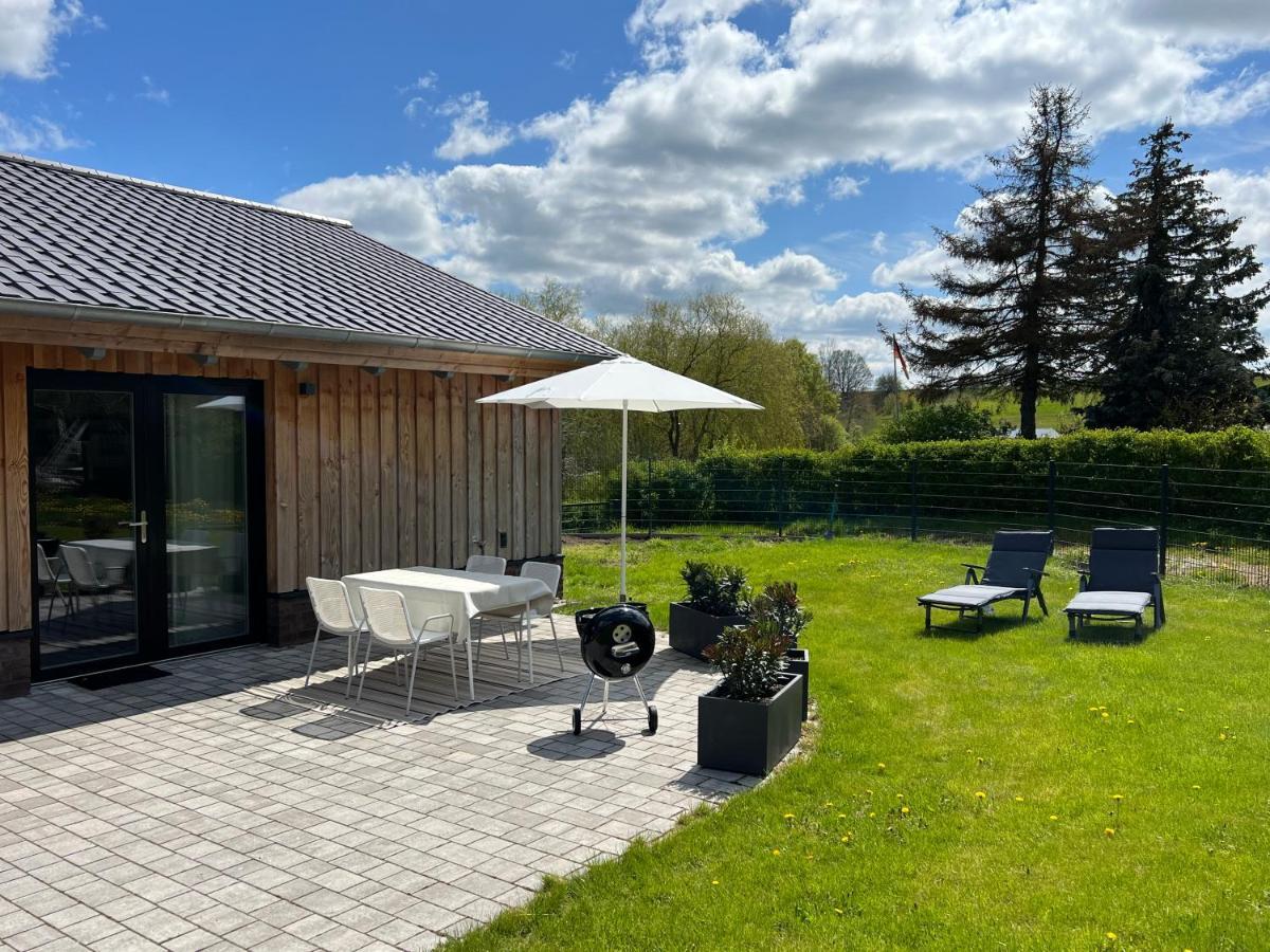 Ferienhaus Auszeit Mit Sauna Schwarz Exteriér fotografie