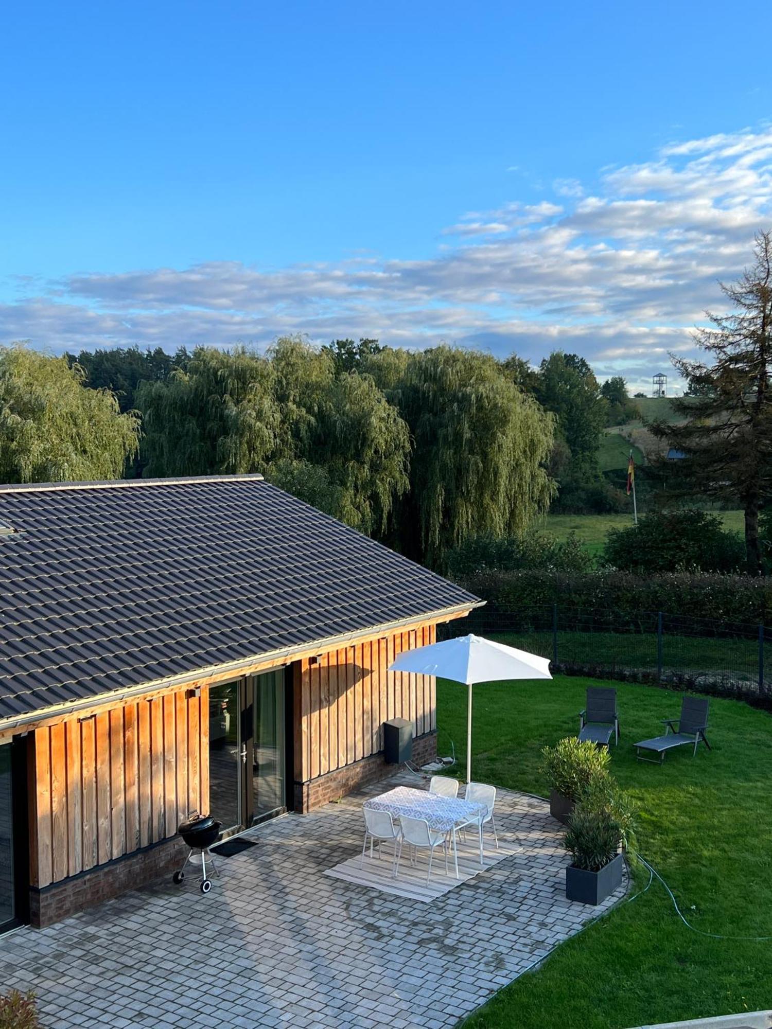 Ferienhaus Auszeit Mit Sauna Schwarz Exteriér fotografie